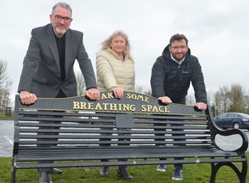 Tony McLaren, Lynne MacDonald, and Councillor Paul Kelly pictured at one of the new benches (Image: North Lanarkshire Council)